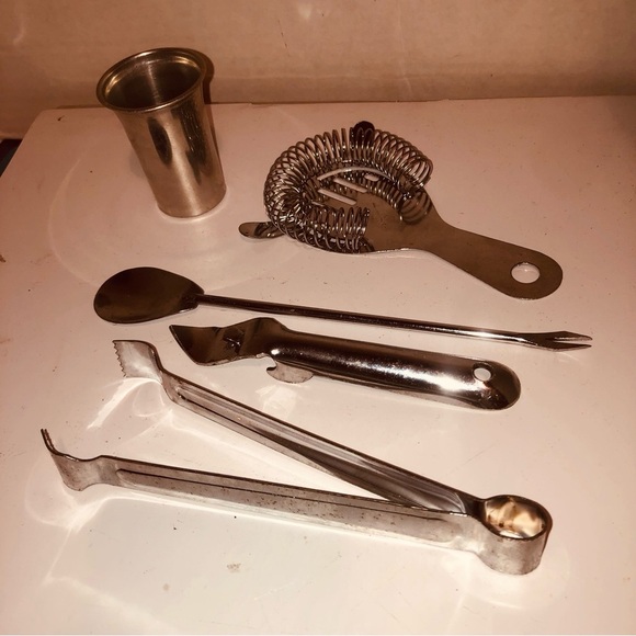 Stainless Steel Bar Tool Set - man cave , cocktail bar or picnic table. Used - Picture 10 of 10